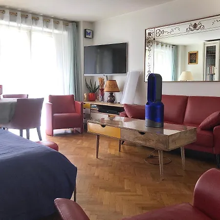 Beau Bastille * Paryż