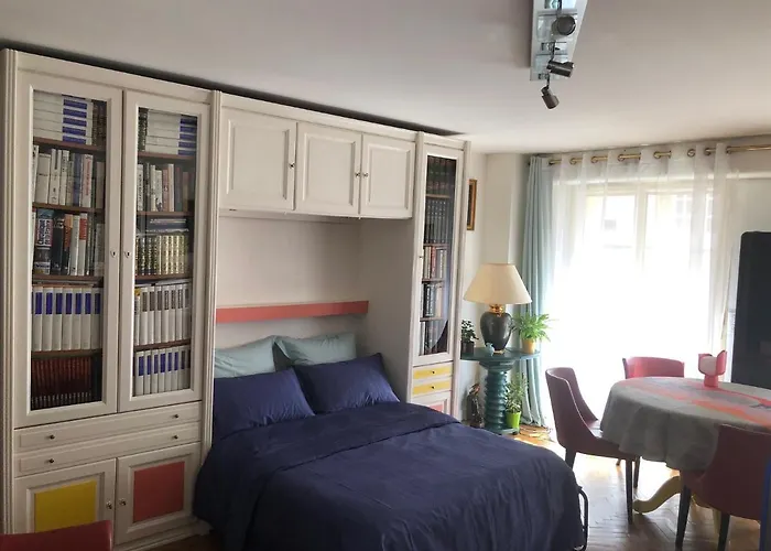 Beau Bastille Apartment Paris