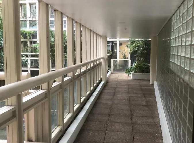 Beau Bastille Apartment